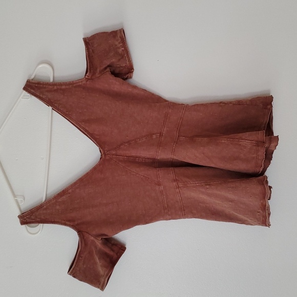 3/$25 FREE PEOPLE Cold shoulder peplum shirt SZ SM - Picture 5 of 9